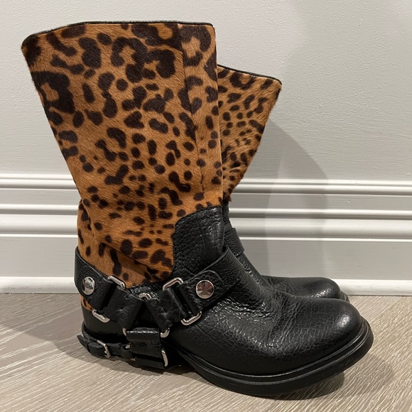 Miu Miu Leopard Motorcycle Biker Boots 38 1/2 - Picture 5 of 13